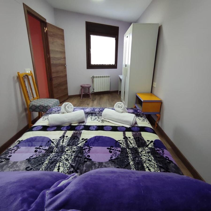 Apartamentos Turisticos Las 3 Golondrinas Peñafiel エクステリア 写真