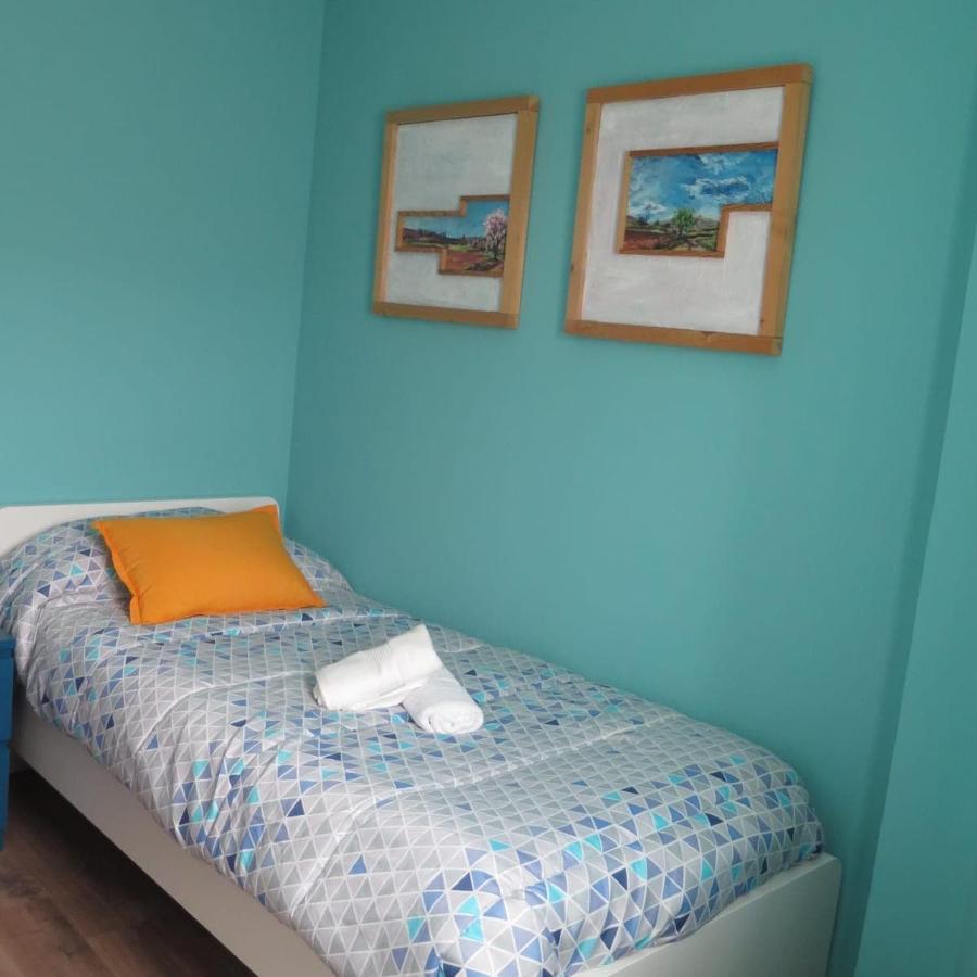 Apartamentos Turisticos Las 3 Golondrinas Peñafiel エクステリア 写真